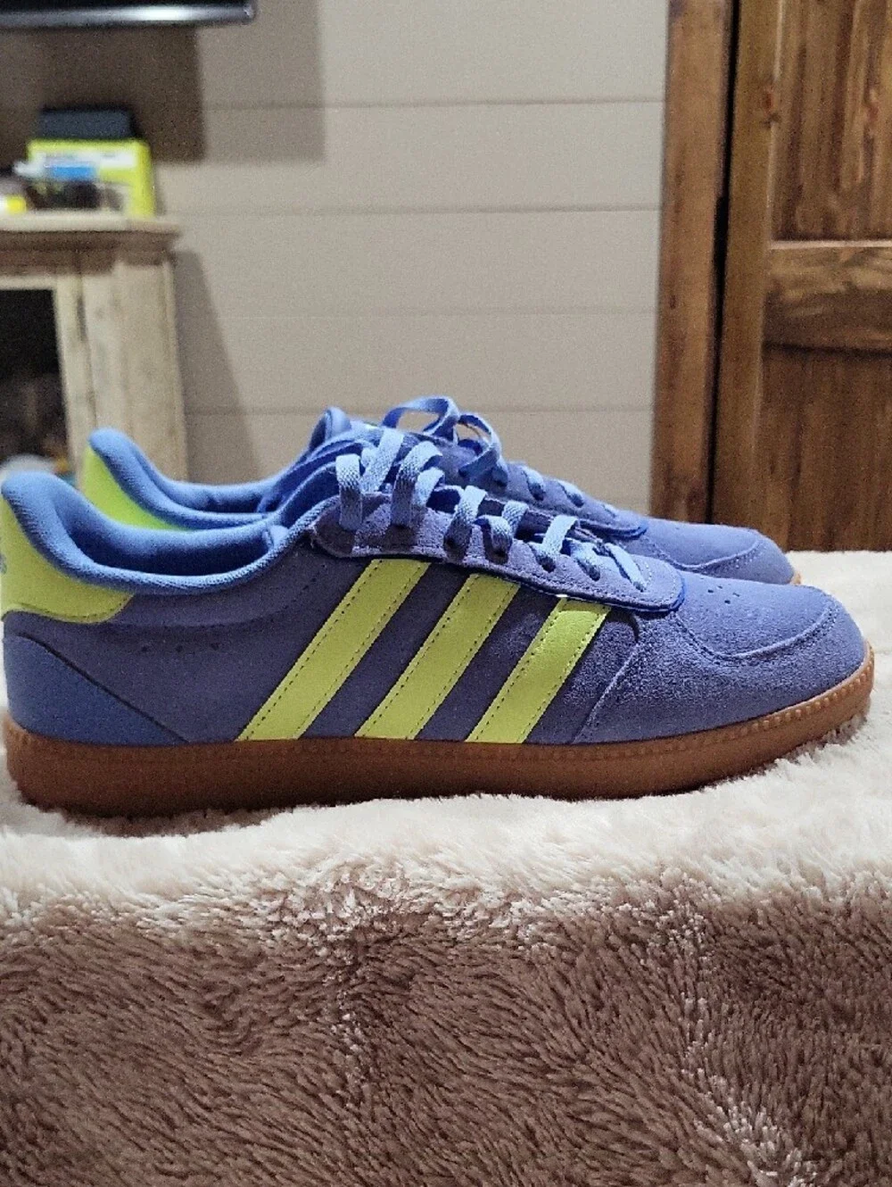 adidas Blue Suede Sneakers with Yellow Stripes - Picture 3 of 9